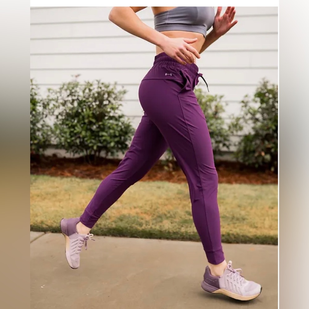 Barbell Cartel joggers for Barbella